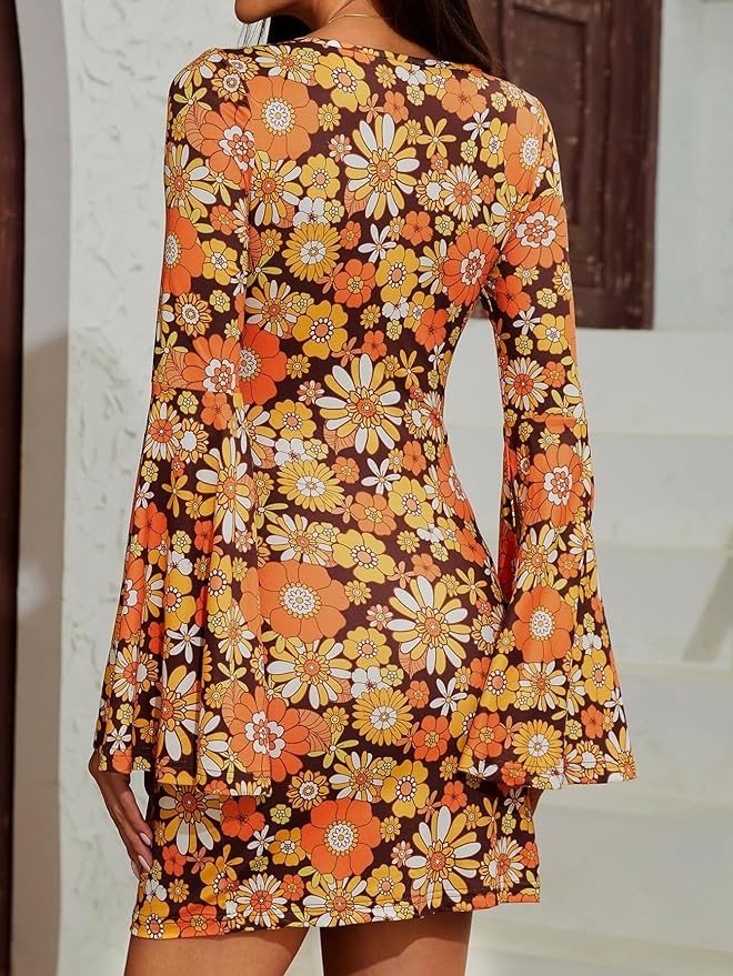 Verdusa Women's Floral Print Bell Long Sleeve V Neck Mini Bodycon Dress