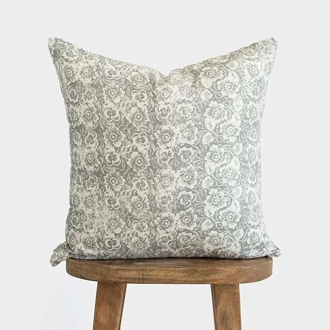 Woven Nook - Modern & Luxurious 18" x 18" Decorative Boho Throw Pillow Covers - Durable Quality & Machine Washable - 100% Cotton Canvas - Margot Design - 4 Pack (18"x18")